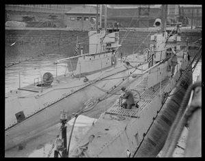 Subs O-9 and O-10 in Navy Yard