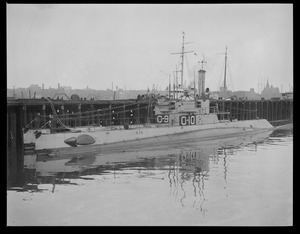 Subs O-9 and O-10 in Navy Yard