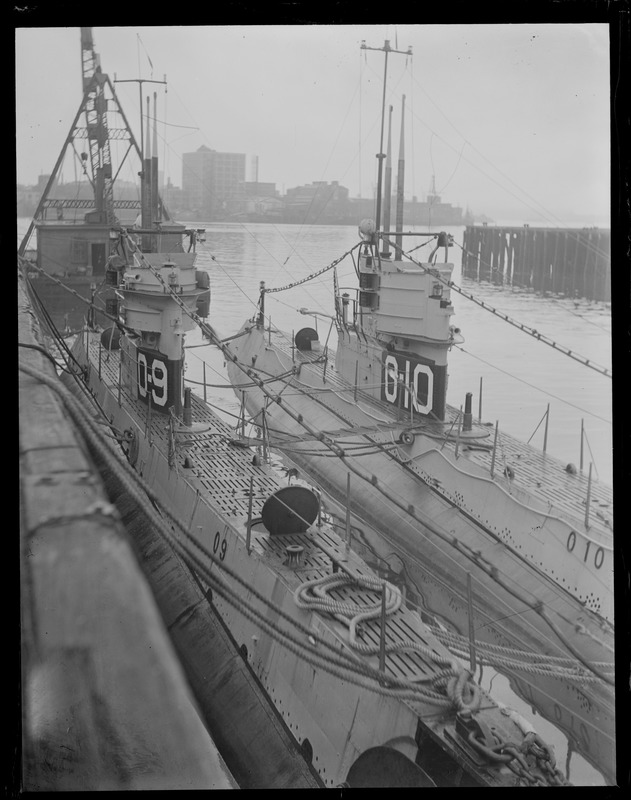 Subs O-9 and O-10 in Navy Yard