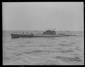 Italian sub Millelire sails toward Boston escorted by patrol boats Biglieri and Matteucci