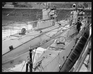 Subs O-9 and O-10 in Navy Yard