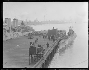 US sub S-6 in Navy Yard