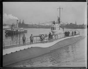 Sub S-8 coming into Charlestown Navy Yard