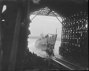 Launching largest U.S. sub V-4 at Portsmouth Navy Yard, N.H.