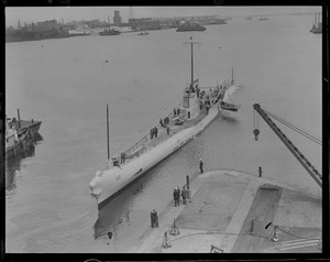 Sub V-3 in Navy Yard