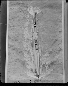 Sub Nautilus crossing ocean from New London to North Pole before it broke down and was towed to Ireland. Wilkins in command.