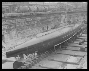 Sub S-4 repaired and ready to be floated