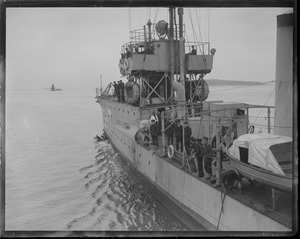 USS Paulding steaming into Boston Harbor after her bow was damaged when she rammed and sank the sub S-4