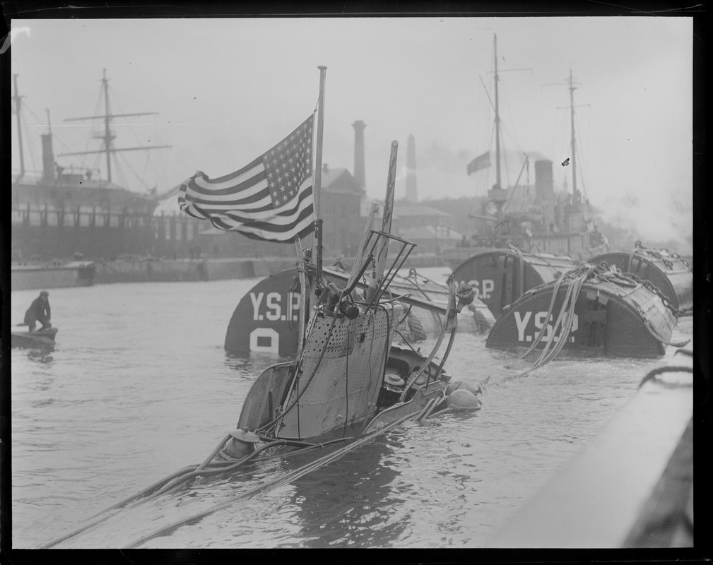 Sub S-4 with old glory at half mast, Navy Yard