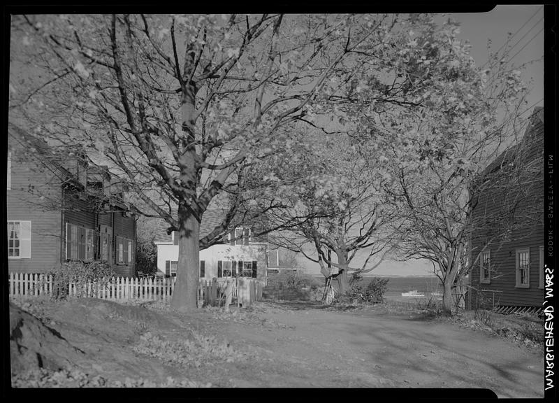 Marblehead, Fountain Park Lane (blurred) Digital Commonwealth