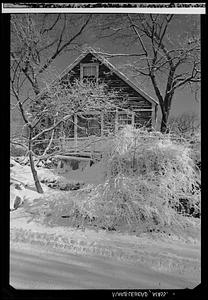 Squash House, snow