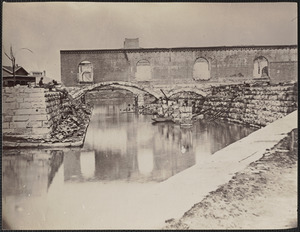 Ruins near canal basin Richmond