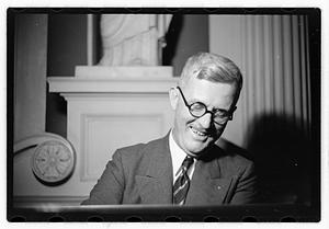 R Franz Reissmann