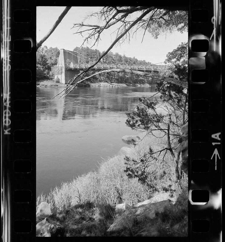 Merrimack River bridges