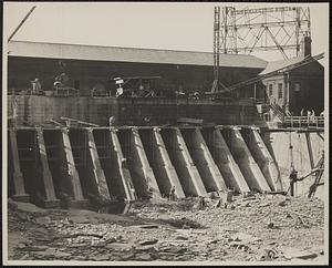 Gatehouse downstream reinforcement