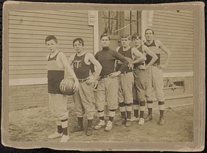 Sharon men's basketball team, 1911