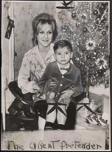 Carol, brother Chris share Christmas '65