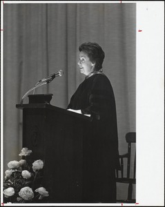 Convocation speaker Anne Coggins DeBorde '51, May 15, 1977