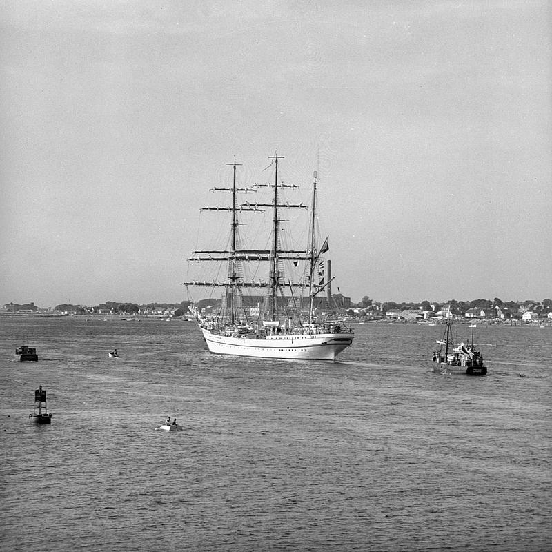 Portuguese tall ship Sagres trip from Bristol, RI to New Bedford