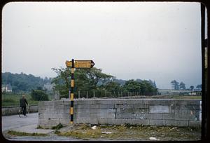 Dingle signpost