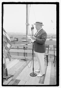 Boston Traveler Soap Box Derby, Boston Parks Commissioner William Long at microphone