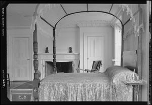 Peirce-Nichols House, Salem, interior, bed