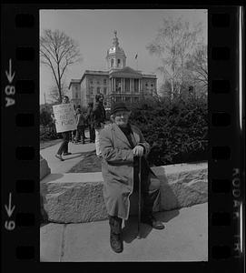 Man waiting to see President Gerald Ford in Concord, New Hampshire