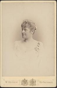 Fraulein Malten - leading soprano in Wagnerian roles - Breslau Opera House 1887