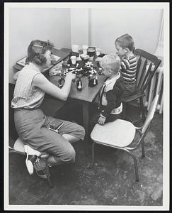 Mrs Chas T Jones Jr. 219 Shore Drive. Joe Starkly. George Noon. Weather Storms Nov. 6-7, 1953
