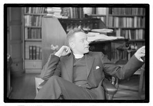 Rev. Dr. Arthur Lee Kinsolving, rector of Trinity Church