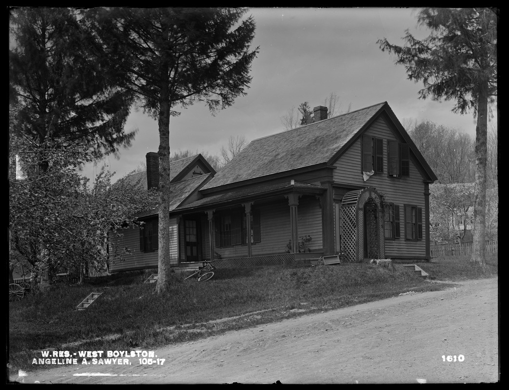 Wachusett Reservoir, Angeline A. Sawyer's house and barn, on the westerly side of Howe Street, from the southeast, West Boylston, Mass., May 17, 1898