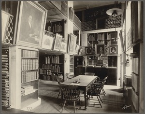 Boston Athenaeum. Interior