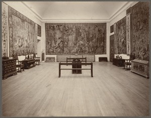 Boston, Massachusetts. Museum of Fine Arts. Gallery of tapestries