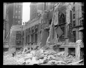 Tearing down the U.S. Post Office in Boston