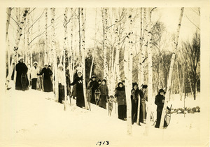 Abbot Academy students with snowshoes at Intervale