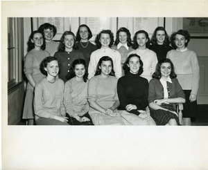 Abbot Academy Cum Laude Society: Emily Brown, Barboura Flues, Emily Giersach, Corallie Hardy, Sally Humason, Margaret Kimball, Mildred Kreis, Elizabeth Ann Mitchell, Jean Ritchey, Susanne Robbins, Carolyn Sackett, Geraldine Treadway, Christine von Goeben, Marion White