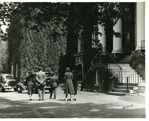 Abbot Academy family walking on campus