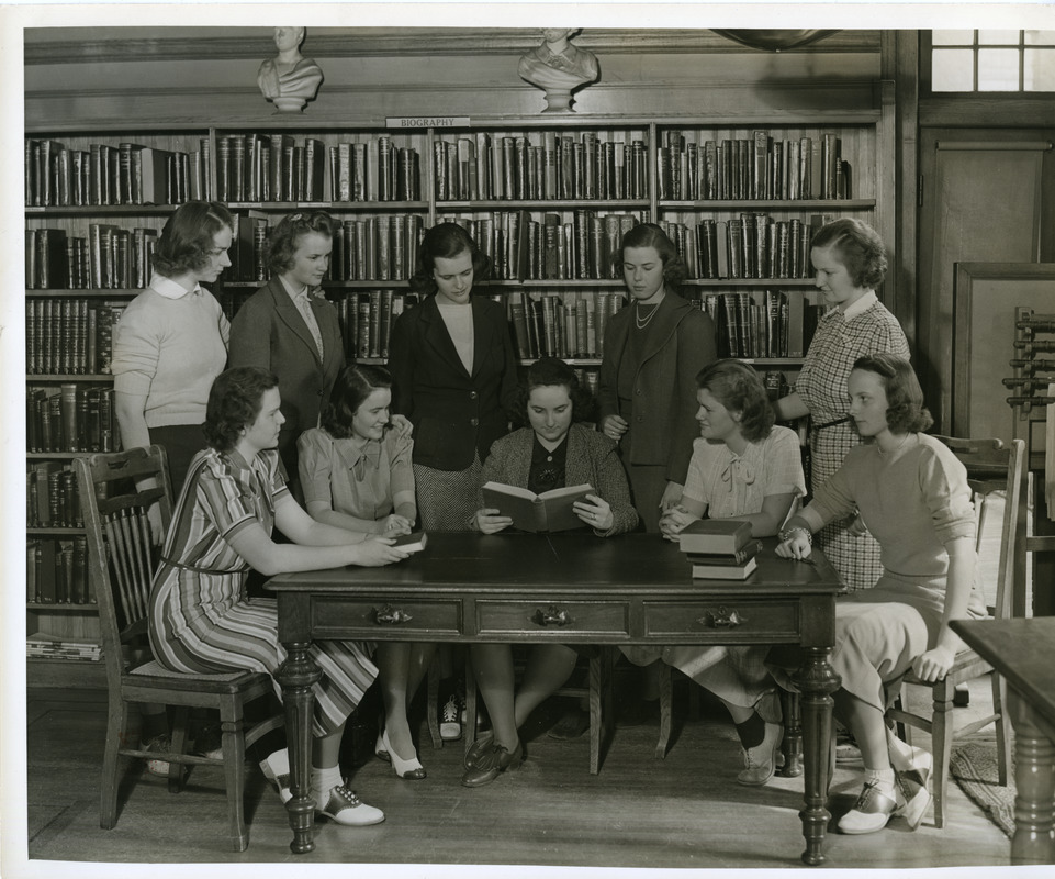 Abbot Academy Odeon Society: Ann Dooley, President; Anne Dsimpson, Secretary-Treasurer; Dorothy Walworth, Jean Tilton, Olive Butler, Jeanne Waugh, Carol Wittemore, Joan Carlson, Charlotte Skinner, Lloyd Pierce