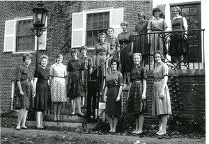 Abbot Academy Junior Class: C. Chamberlain, A. Brooks, I. Clark, C. Bingham, A. Anderson, C. Barker, M. Amy, T. Centtano, M. Chase, D. Barraclough, S. Almy, I. Bever, M. Bateman, P. Bossi