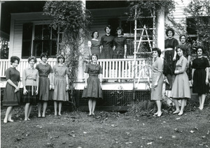 Abbot Academy Senior Mid Class, 1962: N. Moll, J. Pachowky, P. Meigs, Eliz. Moulton, M. Kimball, Em. Moulton, C. Krippendorf, D. Miller, M. Power, A. Miller, F. Moxon, M. Marshall, M. Pastoriza