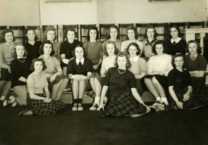 Abbot Academy new alumnae relatives: back row: Margaret Little, niece; Margaret Prudden, Barbara Bobst; Miriam Calder; Elizabeth Weaver; Elaine Dalrymple; Lucia Buchanan; Jeanne Waugh; Margaret Stuart; middle row: Sheila Moore, Barbara Bellows, Doris Jones, Joan Waugh, Mary Woodman, Ruth Poore, Charlotte Eaton; front row: Marjorie Dean, Joan Webster, Martha Tyer