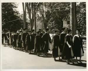 Abbot Academy 1957 Commencement: Faculty procession