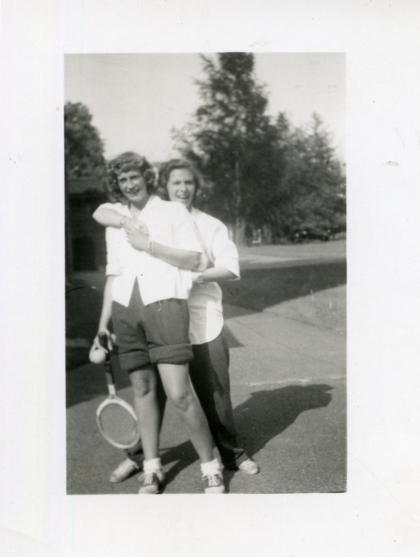 Abbot Academy students at tennis courts