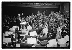 Harvard & Radcliffe Glee Clubs symphony Woodworth conducting, Symphony Hall