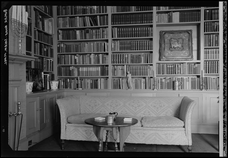 Butler House, Salem: interior, library