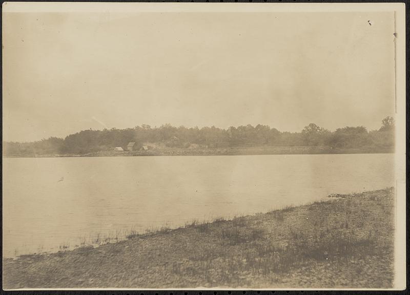 Beach on the lake