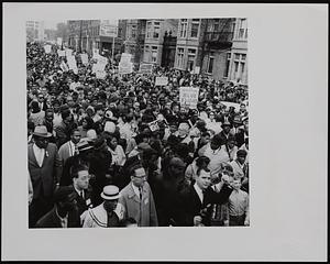 Martin Luther King Jr. in the crowd, Freedom Rally, March to Boston Common