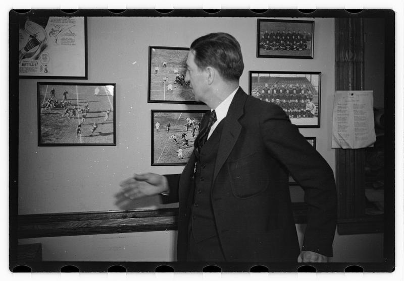 Casey, Eddie, coach, pro football