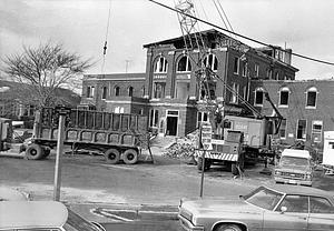 Chelsea Memorial Hospital demolition