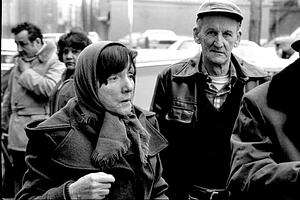 Kerchief and cap in Bellingham Square